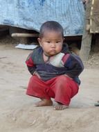 child boy looking