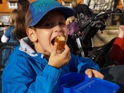 boy eating cake