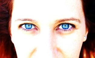 girl portrait eyes blue