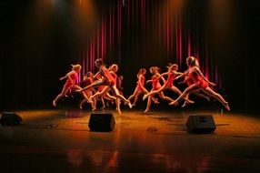 dancing girl's on the scene
