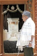 Prayer in a tallit
