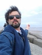 photo of the man with beard