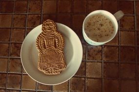 gingerbread man and cup of coffee