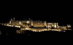 amber palace in the dark