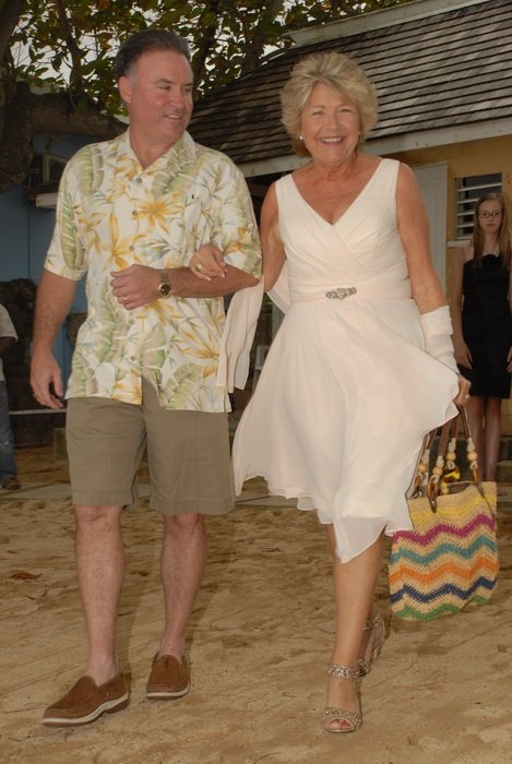parents of the bride on the beach