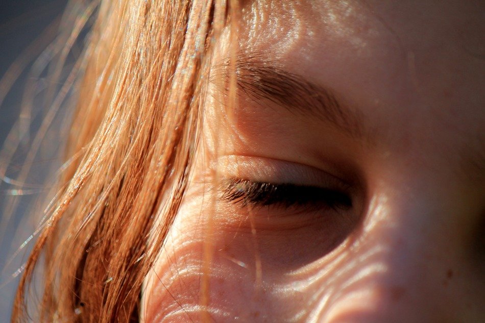 little girl eye