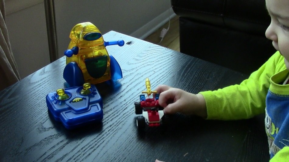 infant play toys
