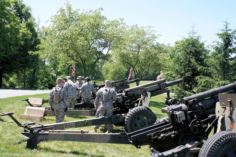 exhibition of guns for military holidays