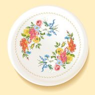 Baroque bouquet of wildflowers on white plate N7
