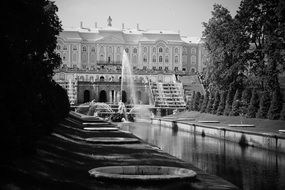 monochrome picture of Castle in Petersburg