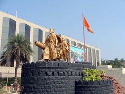 bronze statue shivaji hero