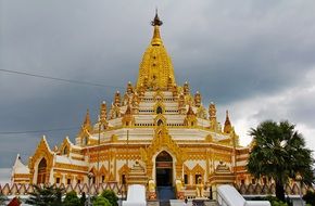 golden pagoda in myanmar