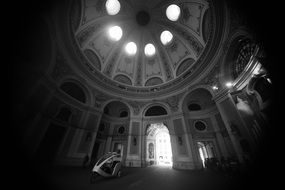 Amazing dome black and white light travel