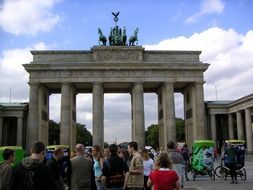 brandenburg gate landmark