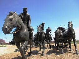 horses with riders in oklahoma