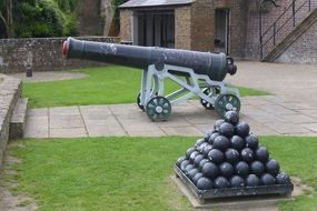 historic military weapons