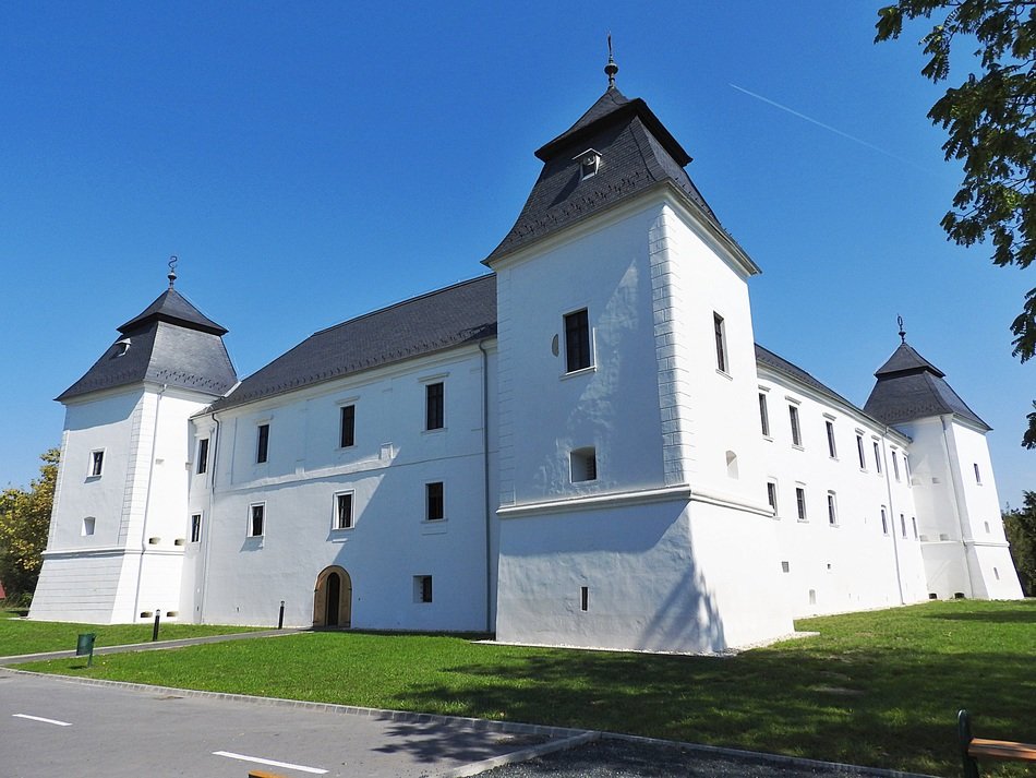 castle egervár
