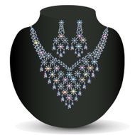 necklace with shiny jewels N2