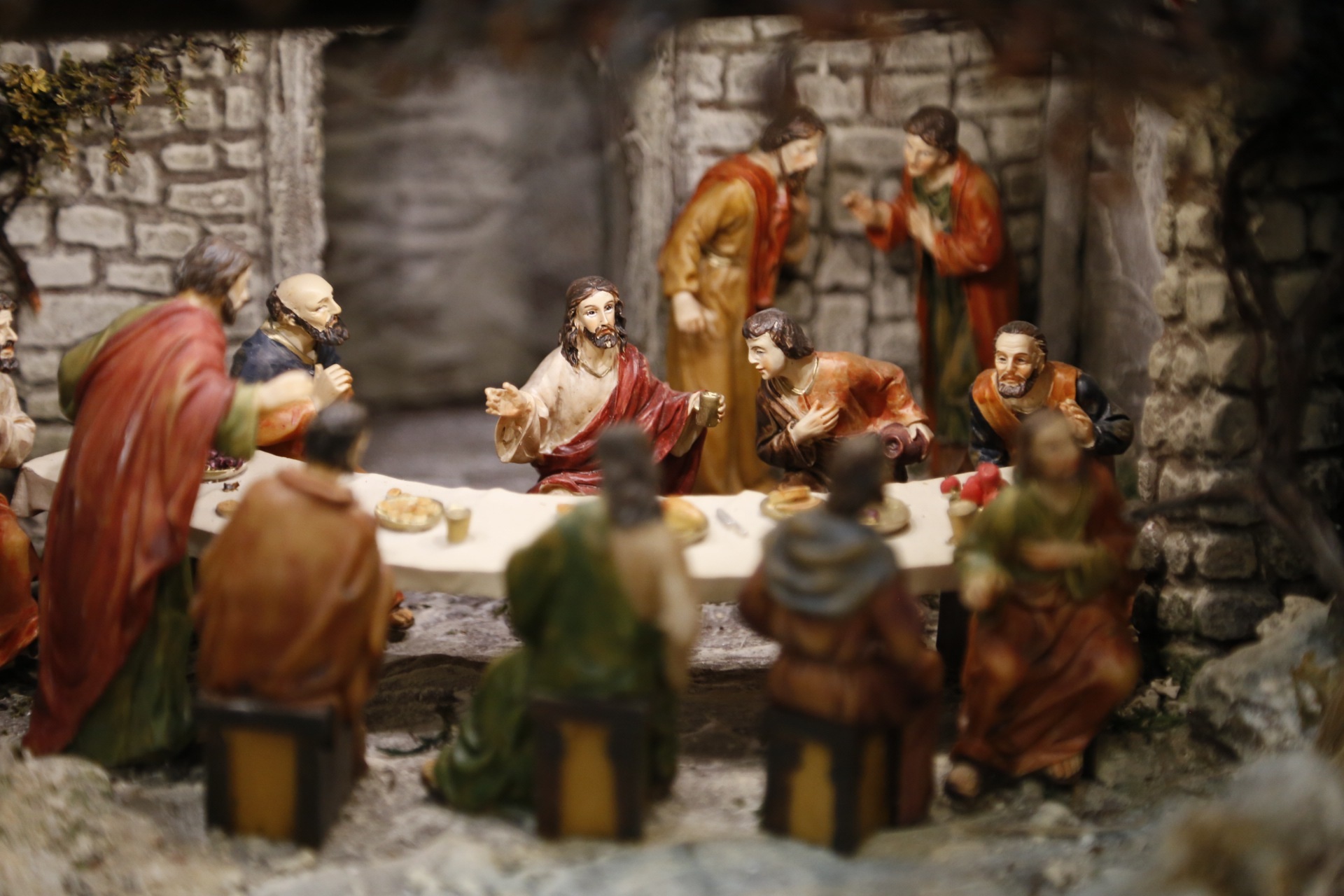 Лепка из мякиша хлеба сцен рождения Христа