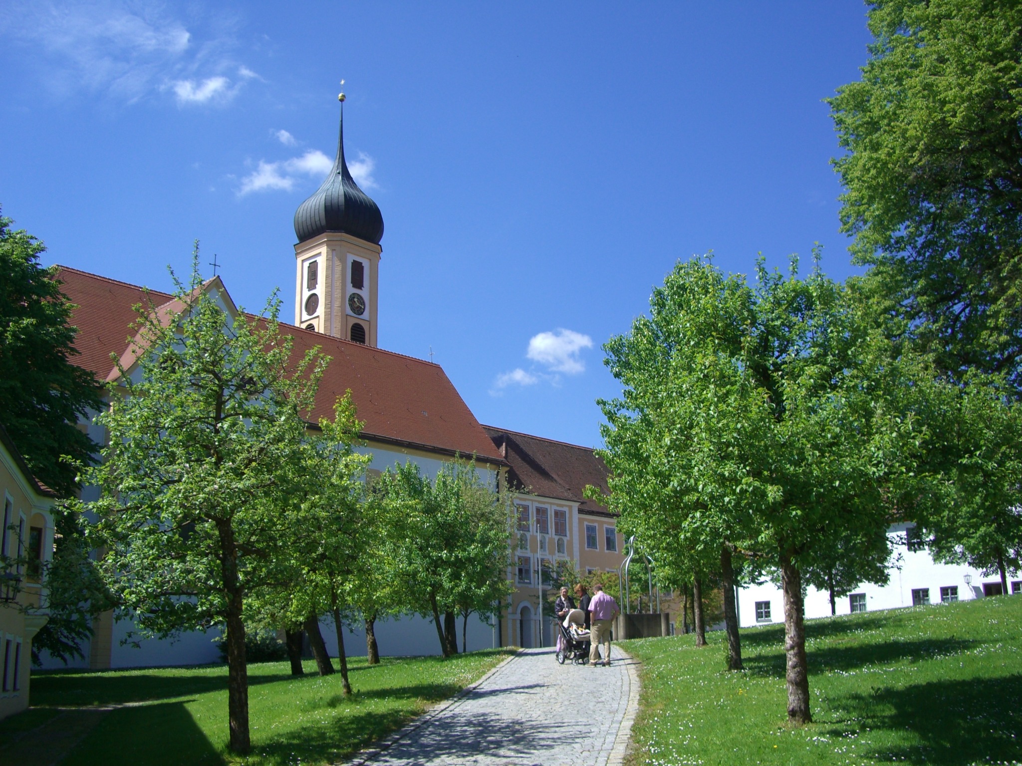 Monastery church in Bavaria free image download