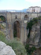 ronda puente nuevo