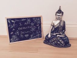 buddha gift statue
