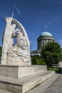 Photo of the monument in esztergom