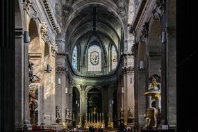 church nave roman