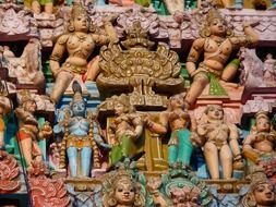 picture of colorful temple figures in India