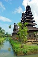 pagoda indonesia bali