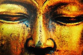 golden face of buddha statue