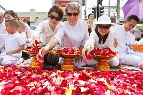 rose petals for buddhist ceremony