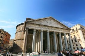 pantheon building in rome