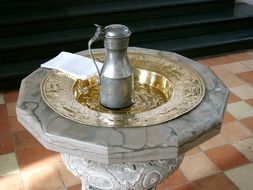 the font ewer and napkin