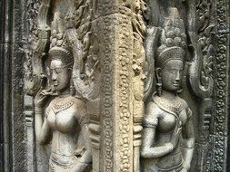 photo of the metal statues in temple