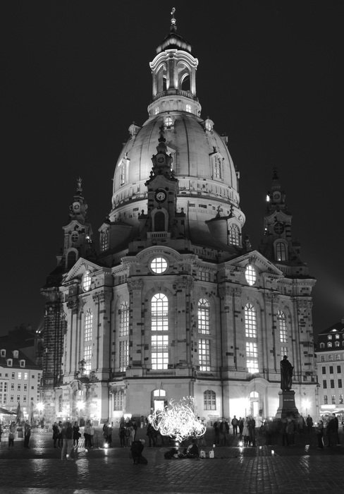 frauenkirche, dresden church at night