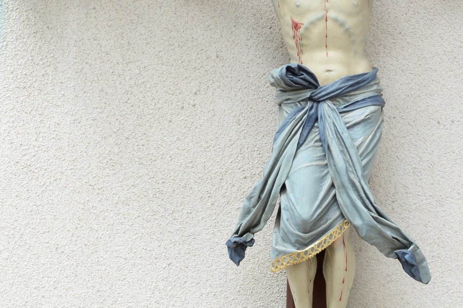 body of jesus on the cross