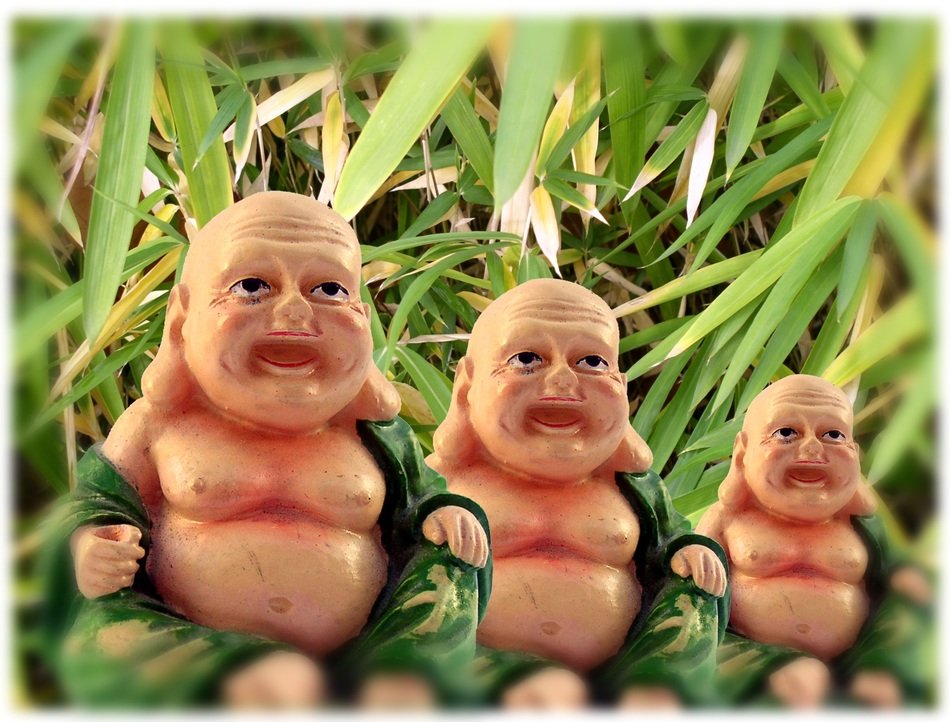 Buddah figures and bamboo