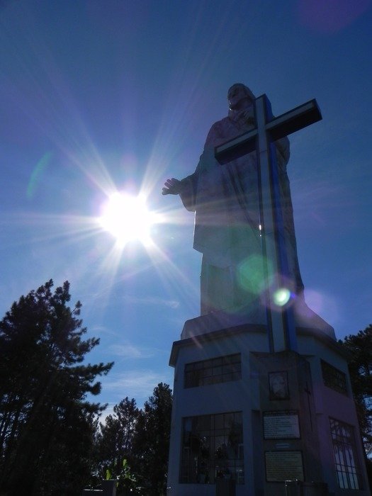 big statue of jesus in brazil
