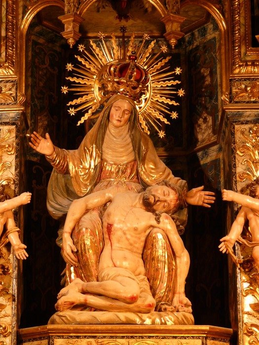 altar near saint mary