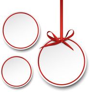 White paper gift cards with red satin bow N2
