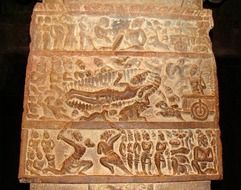 wall carvings in the temple in pattadakal