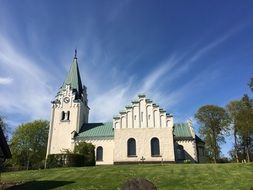 hoor church with a green roof
