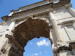 roman triumphal arch