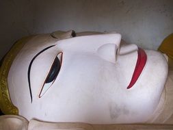 Religion statue of face