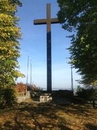 cross in Hulkenberg