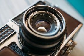 vintage camera lens up