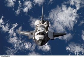 Photo of the space shuttle in air