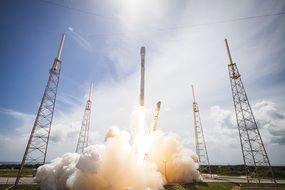 spacex project rocket launch