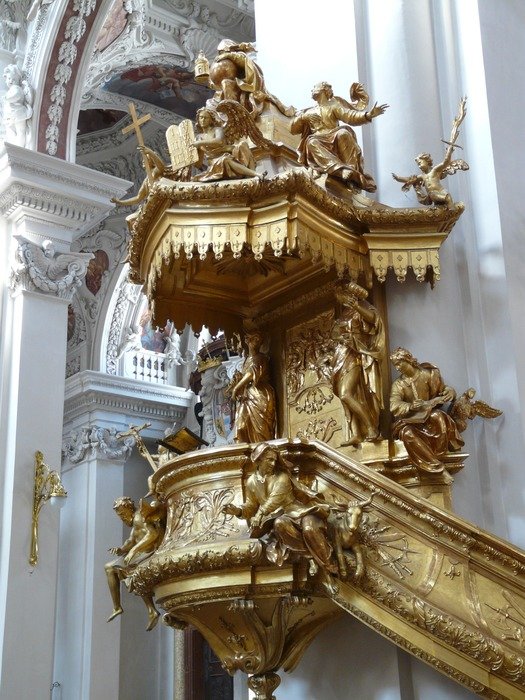 gilded detail of a building in the episcopal church
